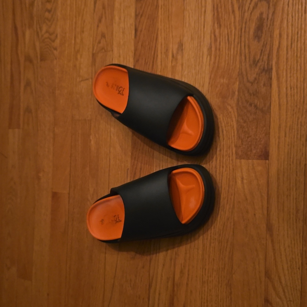 Platform Shoes - Picture 5 of 5